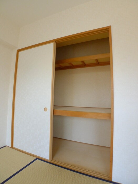 物件内観写真21　(収納)