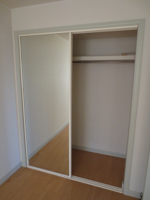 物件内観写真14　(収納)