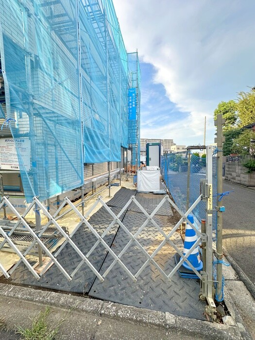 物件外観写真3　(駐車場)