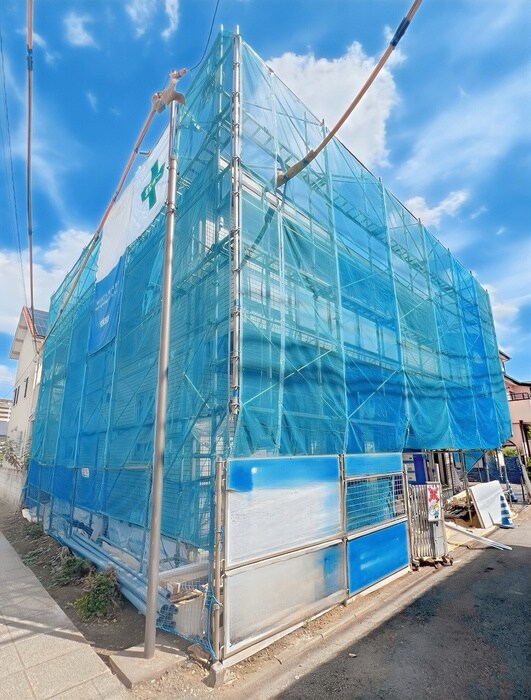 物件外観写真5　(エントランス部分)