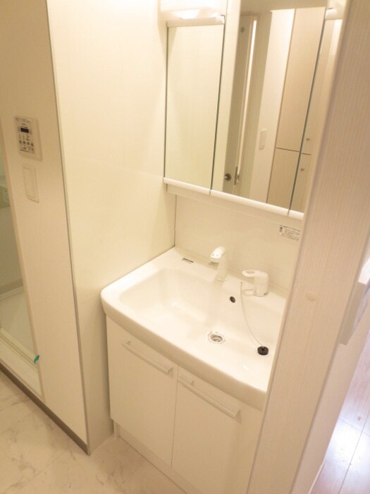 物件内観写真11　(洗面)