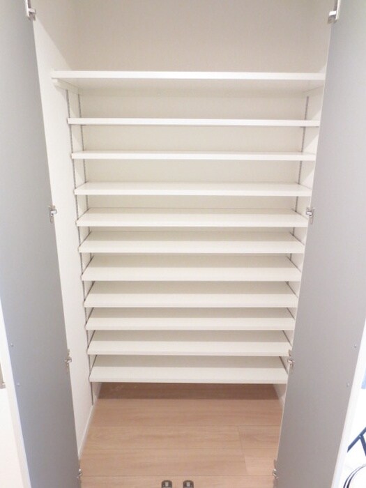 物件内観写真14　(収納)