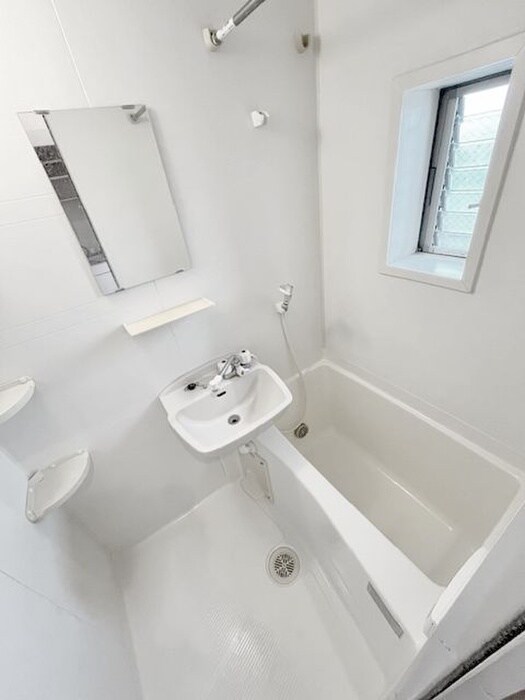 物件内観写真10　(バス／シャワールーム等)