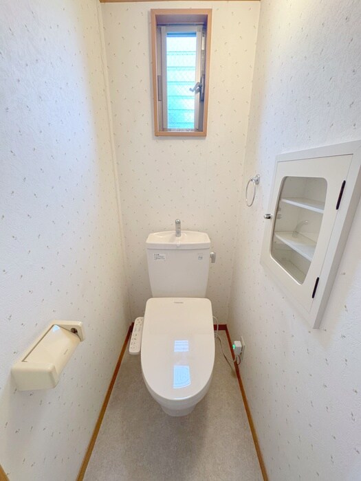 物件内観写真10　(トイレ)