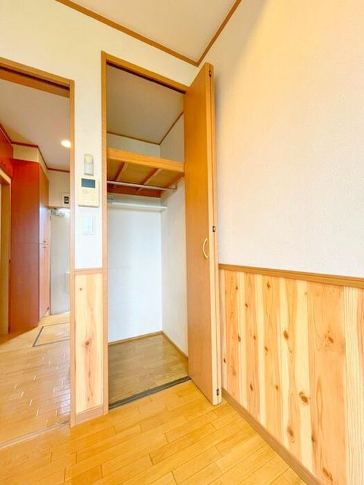 物件内観写真13　(収納)