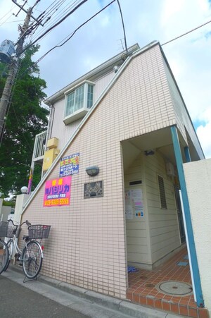 ライフピアフィ－スト外観写真