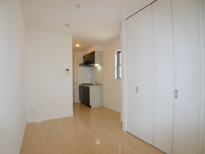 物件内観写真10　(居室)