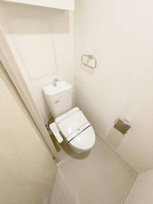 物件内観写真14　(トイレ)