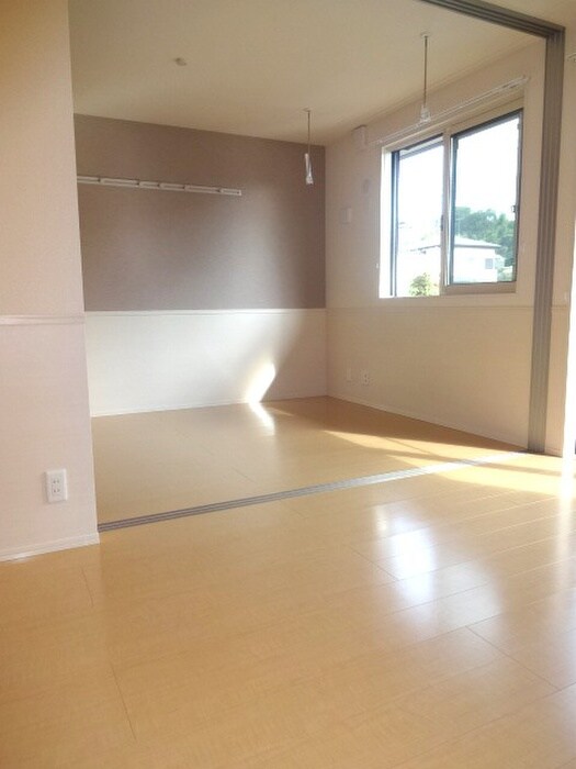 物件内観写真5　(居室)