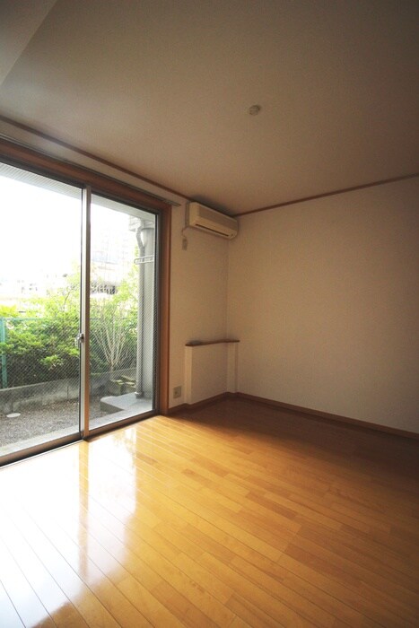 物件内観写真12　(居室)