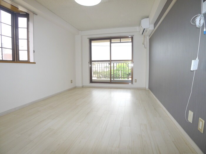 物件内観写真19　(居室)