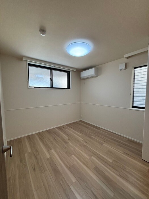 物件内観写真10　(居室)