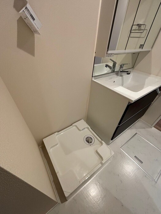 物件内観写真18　(洗濯機置場)