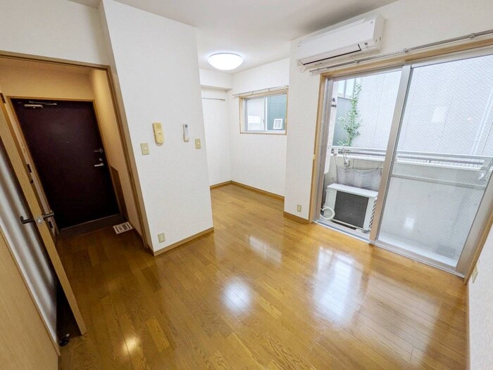 物件内観写真7　(廊下)