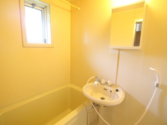 物件内観写真12　(バス／シャワールーム等)