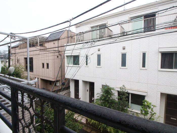 物件内観写真16　(室内からの展望)