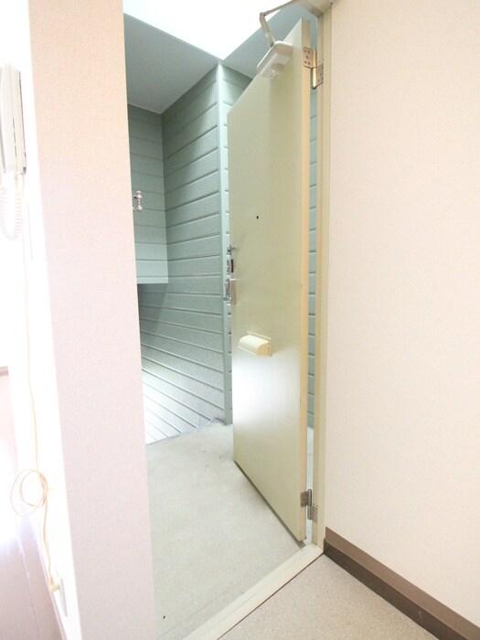 物件内観写真22　(玄関)