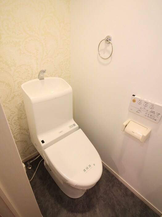 物件内観写真10　(トイレ)