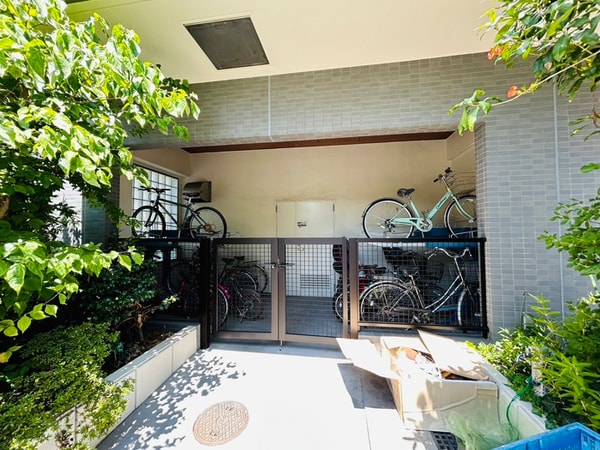 駐輪場