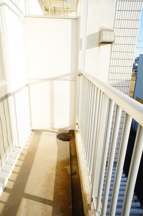 物件内観写真13　(ベランダ・バルコニー)