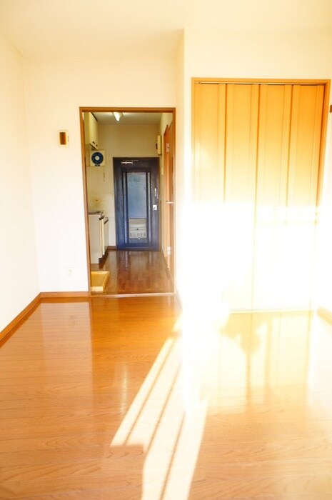 物件内観写真16　(居室)