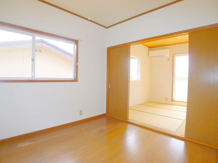 物件内観写真10　(居室)