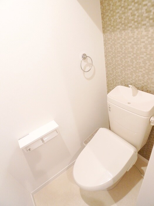 物件内観写真11　(トイレ)