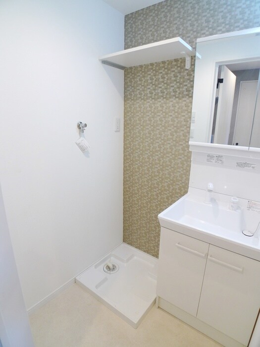 物件内観写真12　(洗濯機置場)