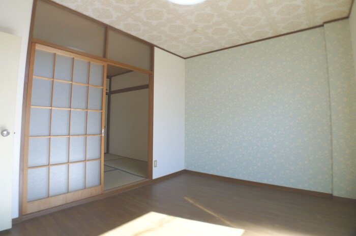 物件内観写真10　(居室)