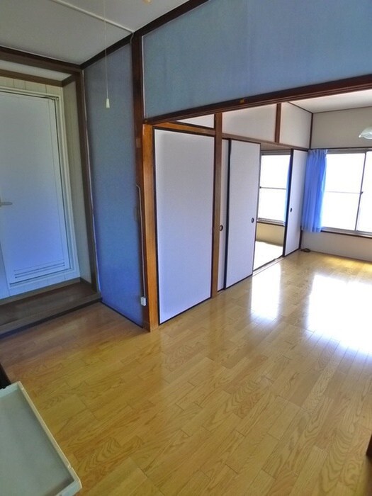 物件内観写真4　(居室)