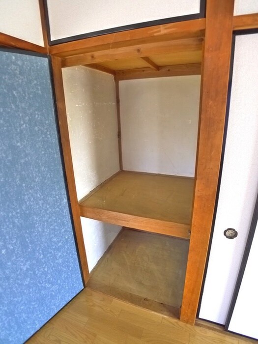 物件内観写真11　(収納)
