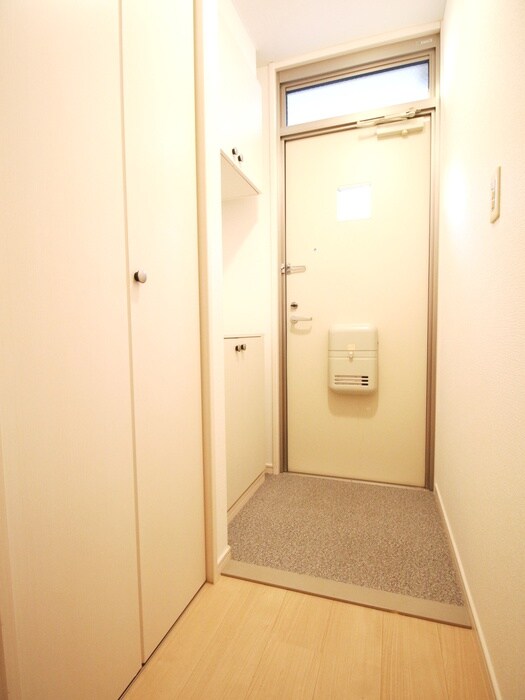 物件内観写真21　(廊下)