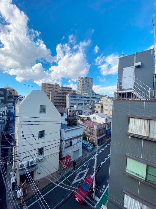 物件内観写真18　(室内からの展望)