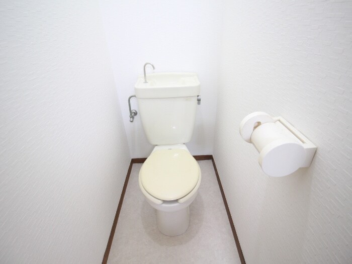 物件内観写真14　(トイレ)