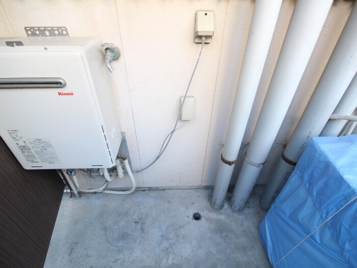 物件内観写真15　(洗濯機置場)