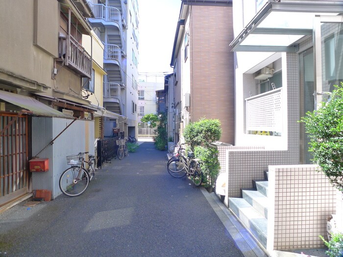 物件外観写真6　(周辺環境)