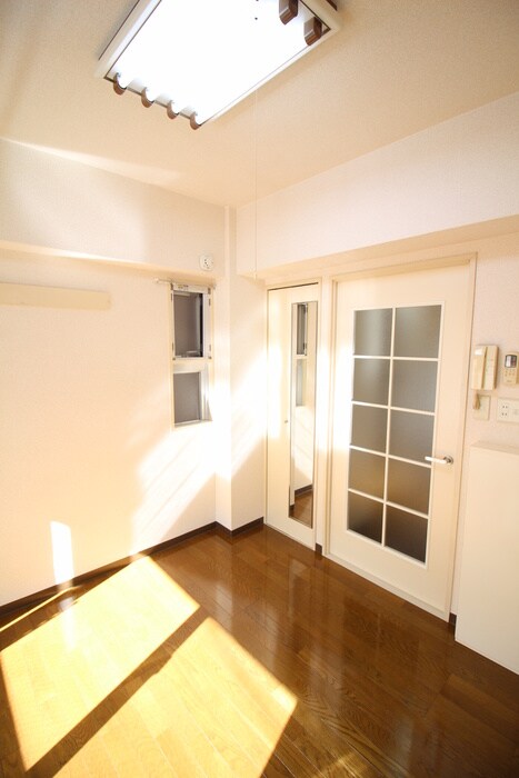 物件内観写真16　(居室)