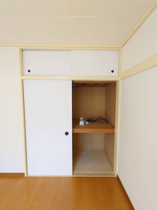 物件内観写真8　(収納)