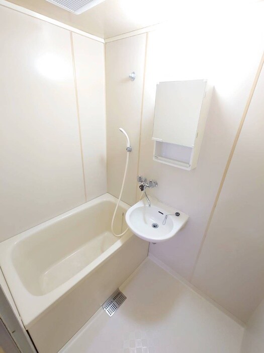 物件内観写真10　(洗面)