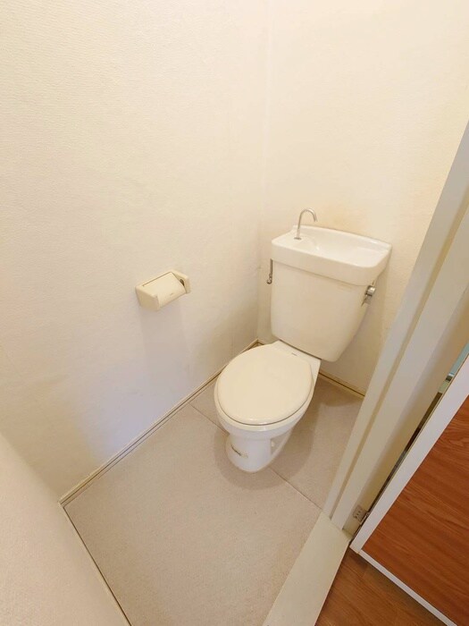 物件内観写真11　(トイレ)