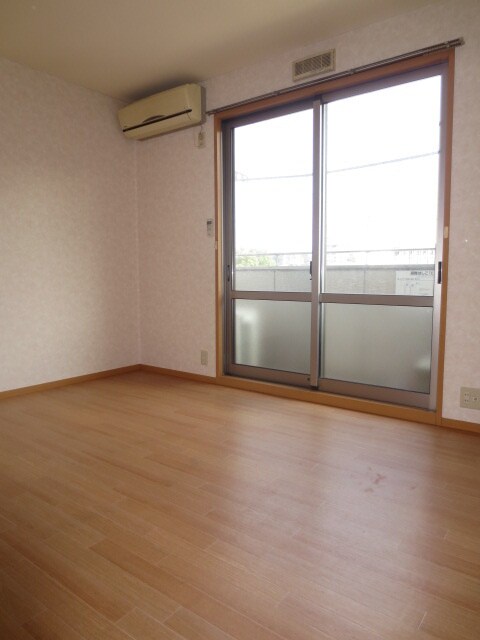 物件内観写真15　(居室)