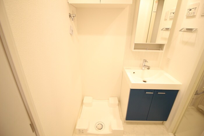 物件内観写真12　(洗濯機置場)