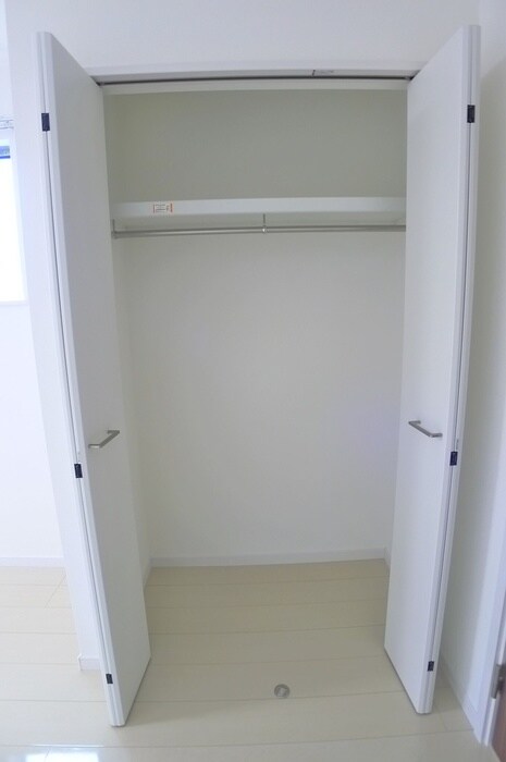 物件内観写真10　(収納)