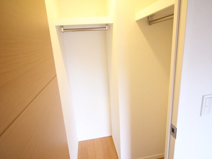 物件内観写真11　(収納)