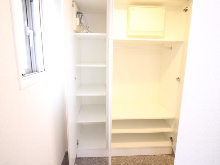 物件内観写真13　(靴箱)