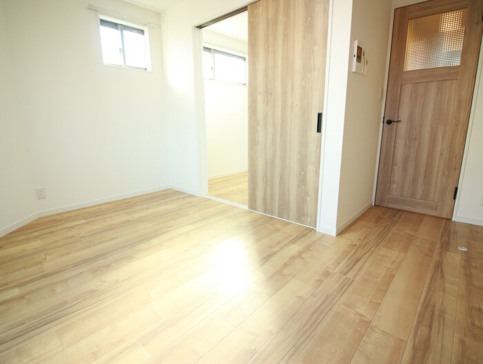 物件内観写真7　(居室)