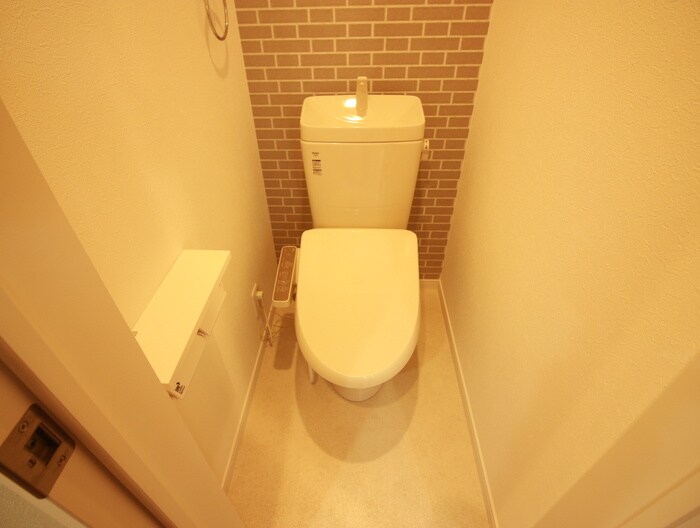 物件内観写真10　(トイレ)