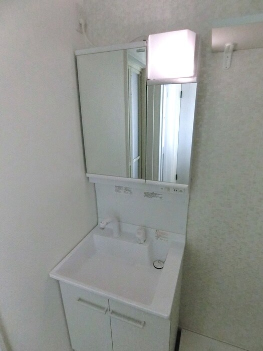 物件内観写真12　(洗面)