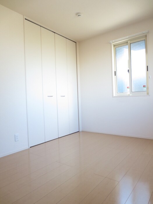 物件内観写真15　(居室)