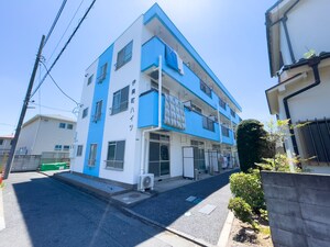 伊興町ハイツ外観写真